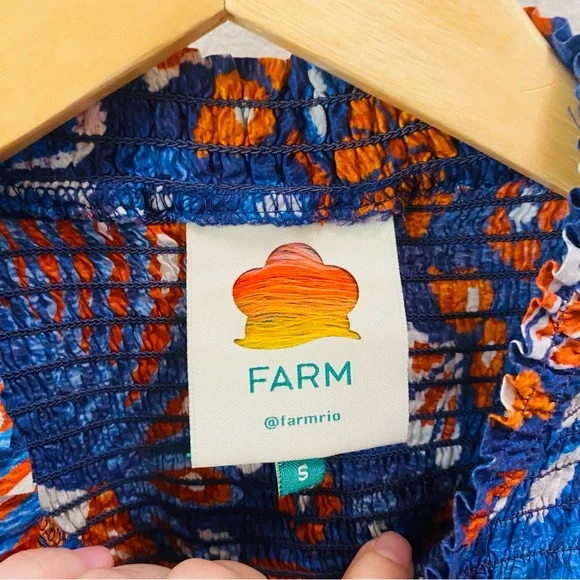 FARM RIO Smocked Pineapple Flowers Navy Blue Blouse Size Small - Picture 11 of 13